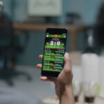 对关键赛事或信息敏感的赛事,可以选择临场投注-撸彩社区-撸彩论坛-白菜论坛